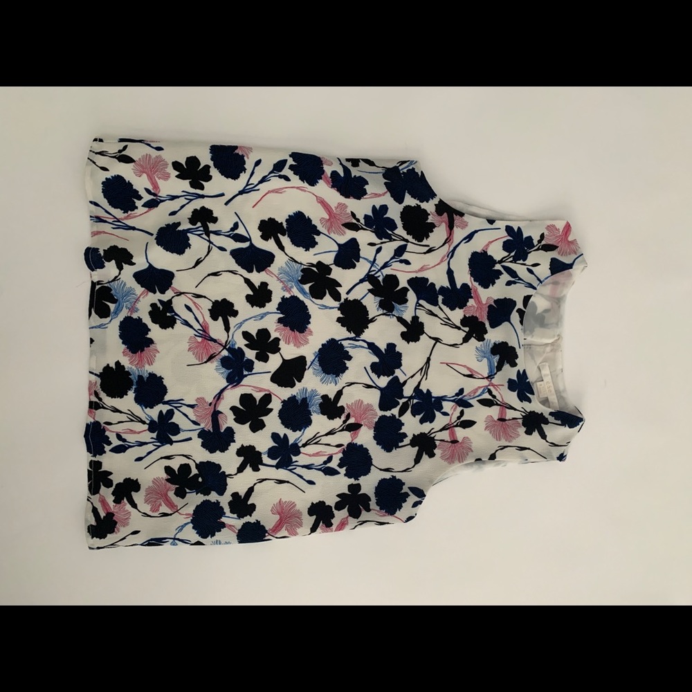C&E Sleeveless Blouse with Navy and Pink florals